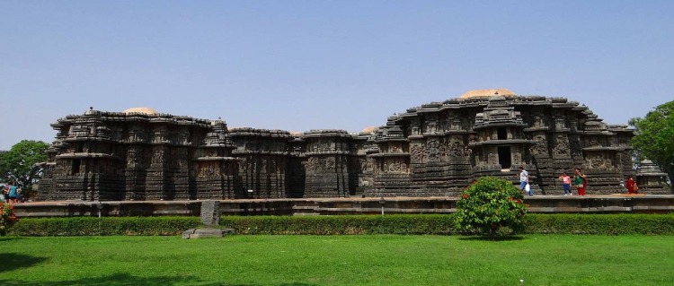 hoysaleswara temple halebidu heritage 
